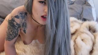 Octavia May verführt uns vor der Kamera Octavia May verführt uns vor der Kamera