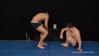 Radan Flex vs. Libor Duhec in einem heißen Kampf zum Orgasmus