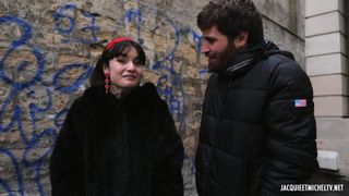 Junge französische Studentin will Pornofilme drehen