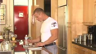 Jonas ist ein heißer notgeiler Schwuler