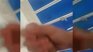 Netter Handjob mit meinem großen Schwanz, um dich mit mir zu erregen Netter Handjob mit meinem großen Schwanz, um dich mit mir zu erregen