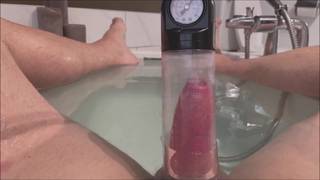 DomRodHunkDad benutzt seine neue Saugpumpe