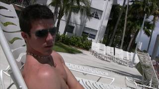 Lance Bennett und Nick Cross werden tief gefickt