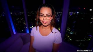 So einen tollen Schwanz kann man lange lutschen und streicheln!