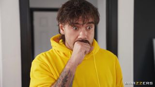 Abigaiil morris auf alle fours getting sie fett arsch gefickt von sie mate