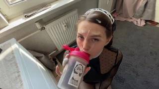 Diese Babes saugt und bekommt ihre Muschi gefickt, um Sperma auf ihr Gesicht zu bekommen