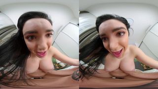 Brunette erfreut uns mit einem POV-Porno und in VR, um es zu fühlen