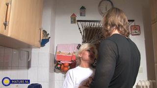 Bestätigen Sie Ihr Alter
