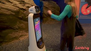 Blondes Babe Melissa will Jason in seiner Badewanne ficken