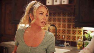 Die Fotzen der Lesben Sadie Summers und Braylin Bailey haben sich erhitzt