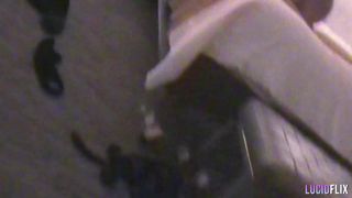 Bestätigen Sie Ihr Alter