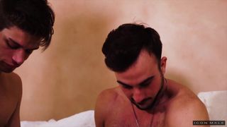 Michael Del Ray gesteht Mason Lear seine alte Schwärmerei, dann fickt er ihn