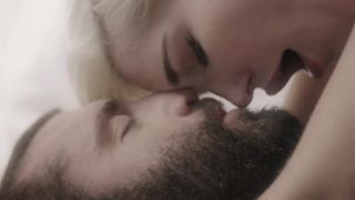 Skye Blue reitet Markus Cage in einem sexuellen Verrat