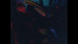 Guy träumt erotisch, dass er eine asiatische Muschi leckt