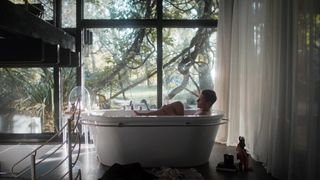 MILF mit kurzen Fantasy-Haaren ein sinnlicher erotischer Dreier