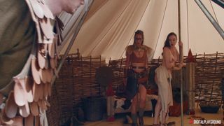 Amirah und Catherine teilen Xanders Schwanz wie die Wikinger